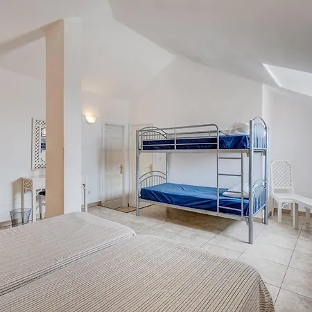 Lägenhet Royal Garden - 2 Bedroom *